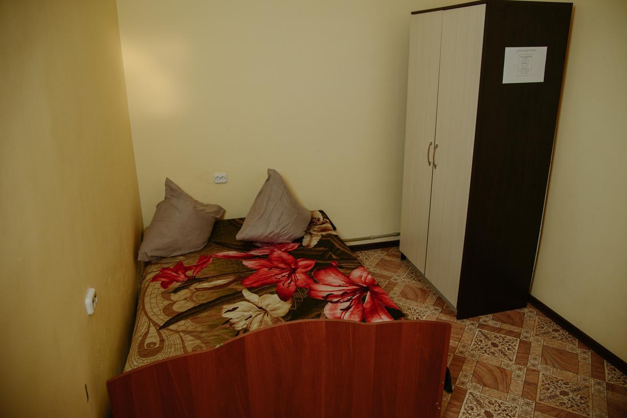 Hostel Wigwam Uralsk Ngoại thất bức ảnh